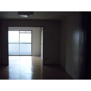 第7スカイビル【201号室】の外観