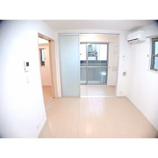 ペニー・レイン【1階】の外観