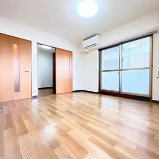 パークアベニュー東山【2階】の外観