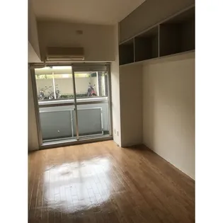 ヒルズ高坂【2階】の外観