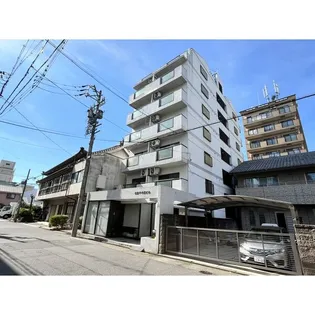 日動千代田ビル【5階】の外観