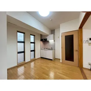 良庵【5階】の外観
