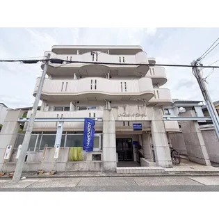 メゾン ド カルフールの画像
