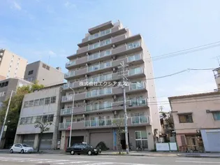 ADORERの画像
