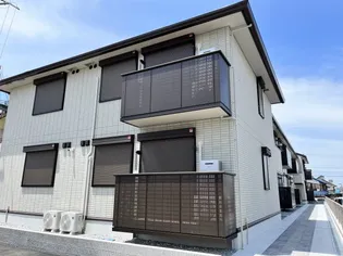 ロイヤルメゾンHYS【1階】の外観