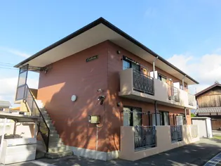 リープライツ【1階】の外観