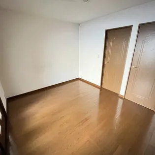 セイコーズマンション末広【207号室】の居間