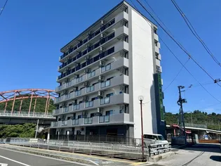 マンション彦根駅西【5階】の外観