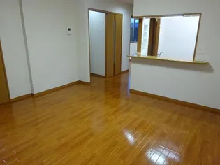 ティンカーベル【2階】の外観