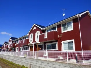 エストロジュマン【2階】の外観