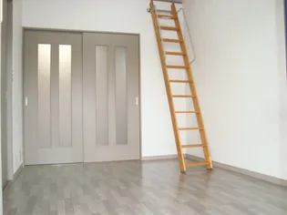 レジデンス・ヒロ【2階】の外観