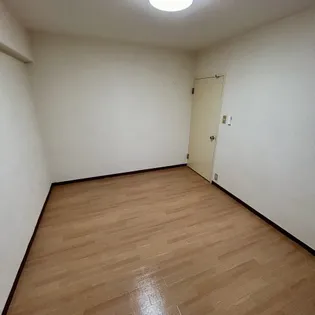 セリマンション【303号室】の居間