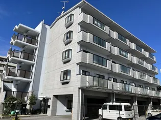 グランシャリオの画像