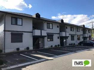 ファミーユリジェ【1階】の外観