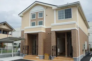 クローヴ・アヴェニュー・M【2階】の外観