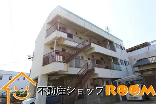 ヴィレッジタウン野中町【101号室】の外観