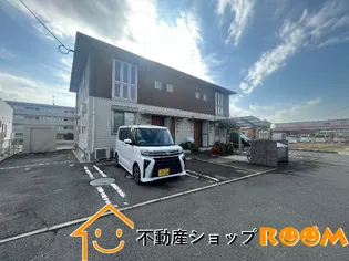 カトルボヌール三橋【201号室】の外観