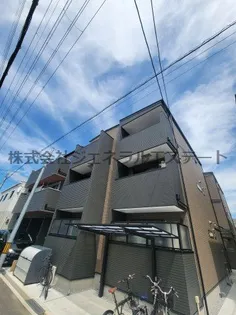 セレニティ池田A棟【102号室】の外観