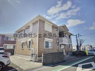 ロイヤル倉治 B棟【1階】の外観