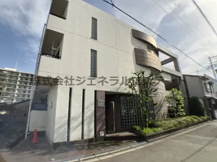 ヴァン・ベェール【3階】の外観