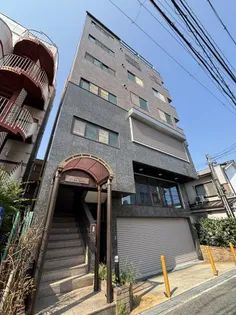 ジュネスシャトー【2階】の外観