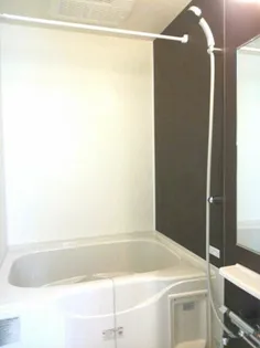 プロヴァンス ブリーズⅢ【1階】の風呂