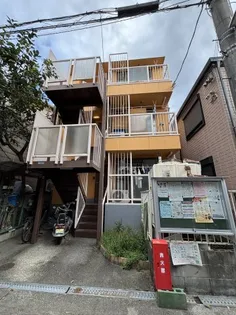 Colors【301号室】の外観