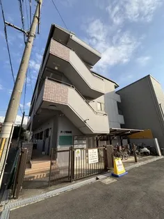 オーク四条畷【3階】の外観