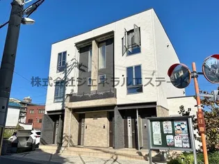 シャン ド フルール3番館の画像