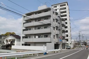 カザルスコートの画像