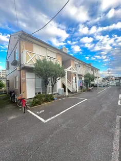 サウスウィステリア【2階】の外観