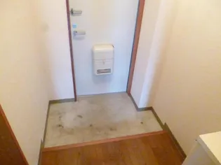 エンジェリック【112号室】の玄関