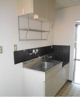 エレガンス100【202号室】のキッチン