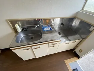 オリーブ【105号室】のキッチン