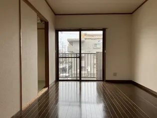 パレ・ドゥ大淀【2階】の内装