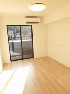 ゴーズ レジデンス K【2階】の居間