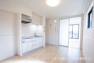 リトルガーデン【1階】の居間