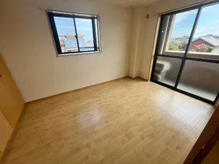 エミールシャラン【2階】の内装