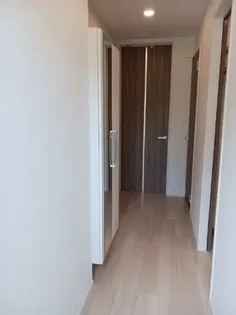 レヴェリ Ⅰ【1階】の玄関