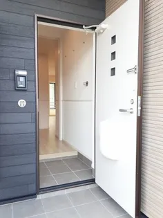 ハニーサックル Ⅰ【1階】の玄関