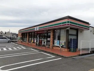 ロミック江良【1階】の周辺