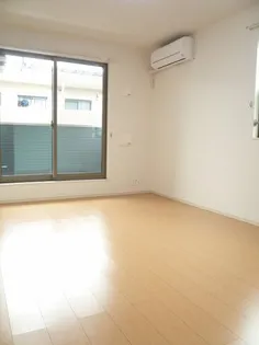 ハイブリッジ【2階】の居間