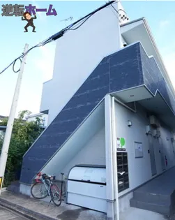 PROGRESS【2階】の外観