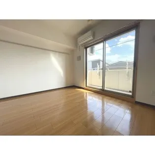 フロンティアU【1階】の居間