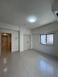 プランベイム大須駅前【10階】の居間