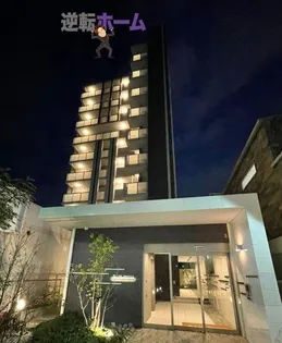 カルマート【1階】の外観