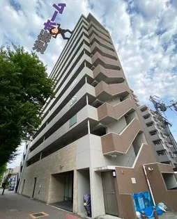 プレサンス丸の内城雅【8階】の外観