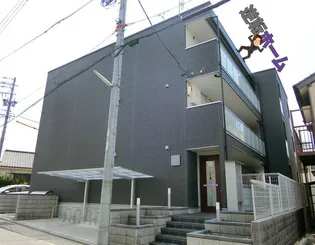 リブリ・OZウイング【1階】の外観