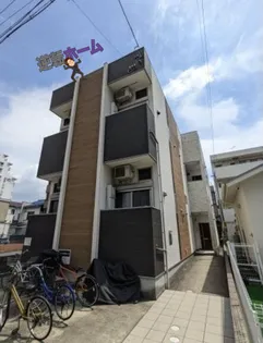 トレノハウス【2階】の外観