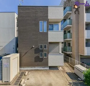 エステート西高蔵【1階】の外観